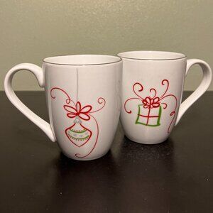 Set of 2 Vintage St. Nicholas Square ‘TIS THE SEASON Christmas Porcelain Mugs